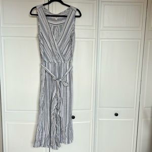 GAP linen jumpsuit, pockets, elastic waist with detachable tie detail, size M